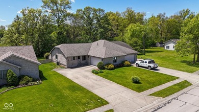 Beautiful fully brick, one-level home featuring 2 bedrooms, 2 - photo 31