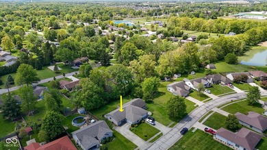 Beautiful fully brick, one-level home featuring 2 bedrooms, 2 - photo 32