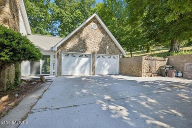 MOUNTAIN VIEWS, 1-Acre Double Lot, & Lakeside Living! Welcome to - photo 33