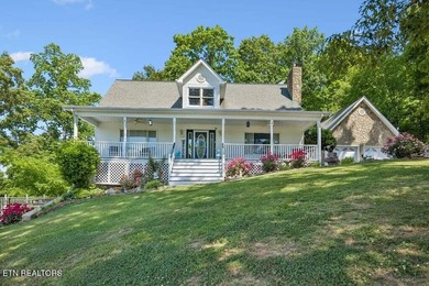 MOUNTAIN VIEWS, 1-Acre Double Lot, & Lakeside Living! Welcome to - photo 34