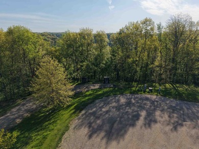 Amazing location for your new home or weekend getaway. 2 parcels - photo 4