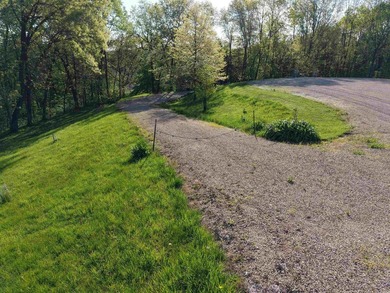 Amazing location for your new home or weekend getaway. 2 parcels - photo 7