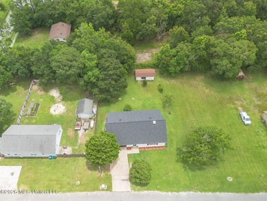 Recently renovated and move-in ready, this spacious 4-bedroom, 2 - photo 38