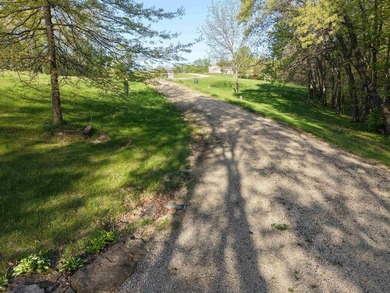 Amazing location for your new home or weekend getaway. 2 parcels - photo 9