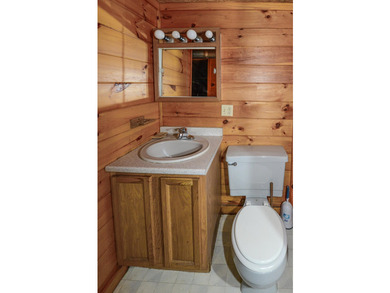 Cozy 2 BR, 2 Bath log sided home with knotty pine interior on a - photo 49