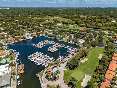 Premier location in the exclusive, guard-gated waterfront Kings - photo 4