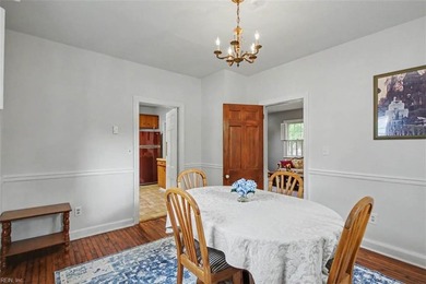 This classic Hilton charmer is move-in ready and full of - photo 11