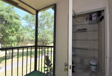 Reduced* Lakefront Penthouse w/ Vaulted Ceilings & Laminate - photo 13