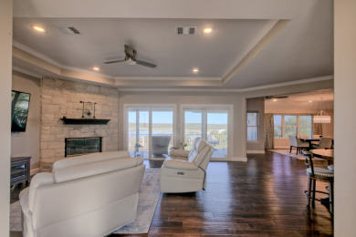 Sweeping Lake Travis views on Lago Vista Golf Course - photo 3