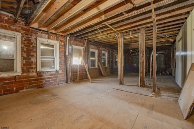 Opportunity meets vision at 111 Oriental Avenue, a property - photo 17