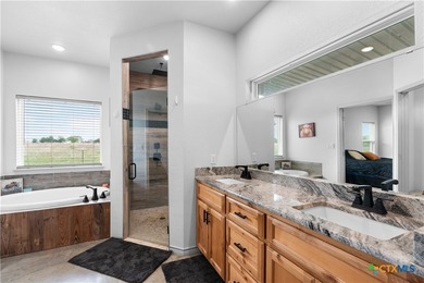 THIS IS THE ONE! This stunning 4-bedroom, 3-bath open-concept - photo 18