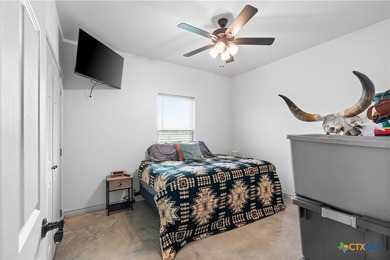 THIS IS THE ONE! This stunning 4-bedroom, 3-bath open-concept - photo 22