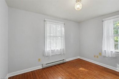 This classic Hilton charmer is move-in ready and full of - photo 27