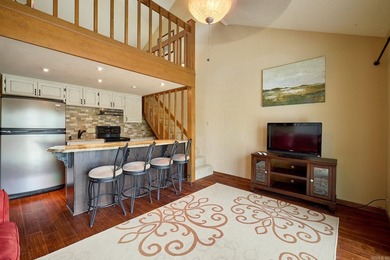INVESTMENT PROPERTY? 3 RENTABLE UNITS! on Lake Hamilton! Welcome - photo 28