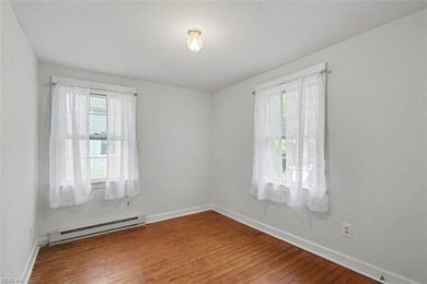 This classic Hilton charmer is move-in ready and full of - photo 29
