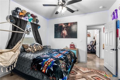 THIS IS THE ONE! This stunning 4-bedroom, 3-bath open-concept - photo 30