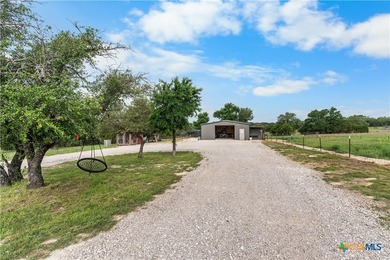 THIS IS THE ONE! This stunning 4-bedroom, 3-bath open-concept - photo 34