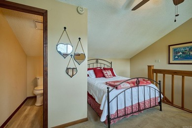 INVESTMENT PROPERTY? 3 RENTABLE UNITS! on Lake Hamilton! Welcome - photo 35