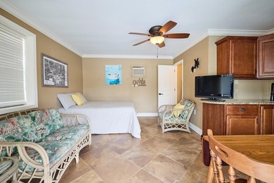 INVESTMENT PROPERTY? 3 RENTABLE UNITS! on Lake Hamilton! Welcome - photo 36