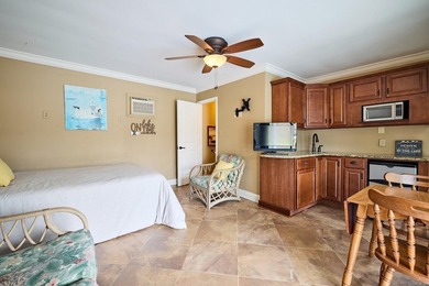 INVESTMENT PROPERTY? 3 RENTABLE UNITS! on Lake Hamilton! Welcome - photo 37