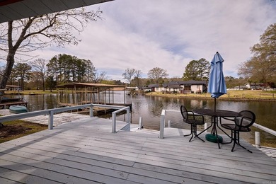 INVESTMENT PROPERTY? 3 RENTABLE UNITS! on Lake Hamilton! Welcome - photo 45