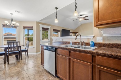 Welcome home to this charming and well-maintained 3 bedroom, 2 - photo 7