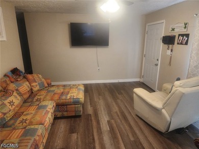 This 4 Bedroom, Bonus room, 2 bath home offers both comfort and - photo 8