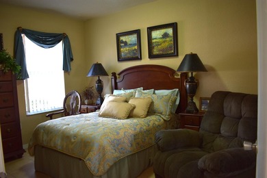 Great 3 Bedroom Corner Unit with 2 Car Garage at The Belmont! - photo 15