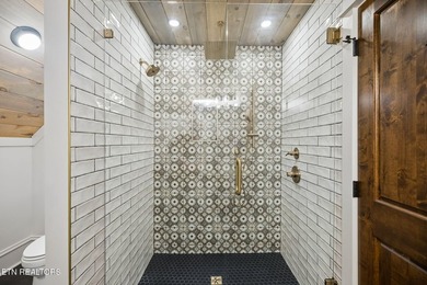 Experience luxury living at its finest in this extraordinary - photo 16