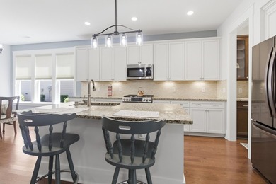 Welcome to 1113 Old Field Drive - private wooded views, flexible - photo 19