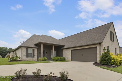 (private lake, pond, creek) Home For Sale in Madison Mississippi