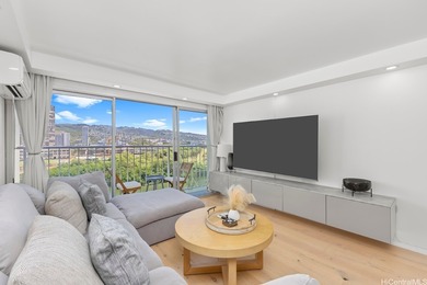 Extra larger unit with premier custom remodeled. 100% insured - photo 4