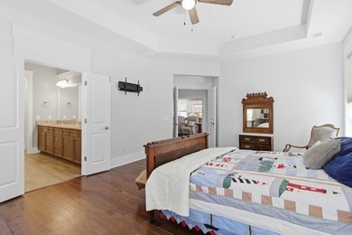 Welcome to 1113 Old Field Drive - private wooded views, flexible - photo 29