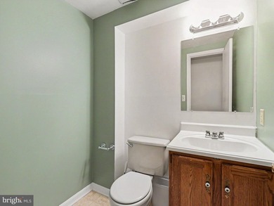 Move-In Ready 3BR, 2 Full & 2 Half Bath, Three-Level Colonial on - photo 32