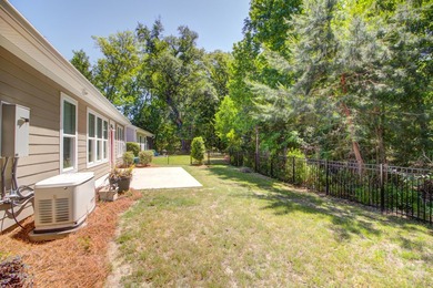 Welcome to 1113 Old Field Drive - private wooded views, flexible - photo 43