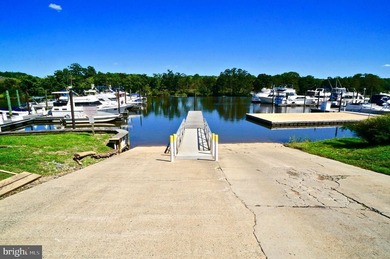 Move-In Ready 3BR, 2 Full & 2 Half Bath, Three-Level Colonial on - photo 44