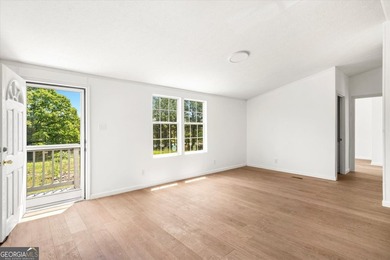 BACK ON THE MARKET AT NO FAULT TO SELLER Spacious double-wide - photo 4