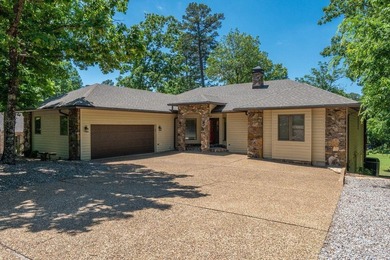Beautiful golf course home located on the desirable Ponce De - photo 2