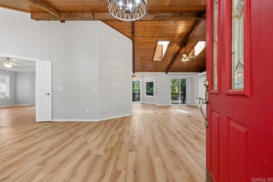 Beautiful golf course home located on the desirable Ponce De - photo 4