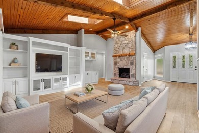 Beautiful golf course home located on the desirable Ponce De - photo 7