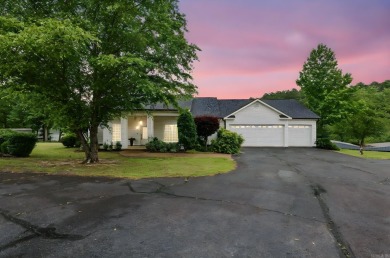 Lake Home For Sale in Hot Springs, Arkansas