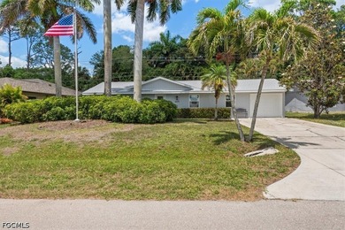 Beautifully maintained home offers 3 bedrooms, 2 full baths, 1 - photo 1