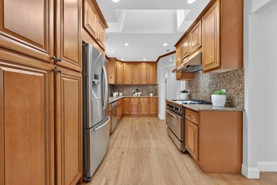 On a quiet cul-de-sac in the highly desirable Farm Hill Estates - photo 21