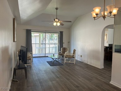 Welcome to this bright & fresh 3rd-floor unit at Cinnamon Cove - photo 5