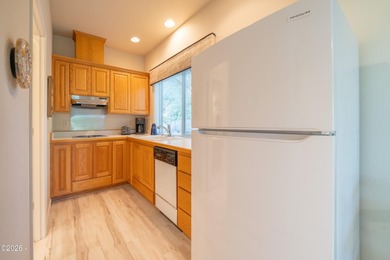 Experience refined riverfront living on the majestic Willamette - photo 37