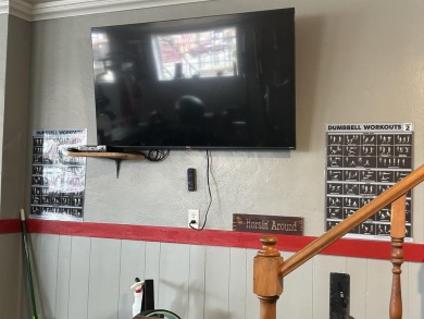 Two-story, fully functional commercial building on main street