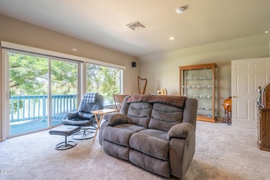 Experience refined riverfront living on the majestic Willamette - photo 41