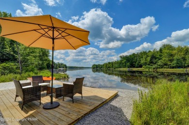 Lake Home For Sale in Tobyhanna, Pennsylvania