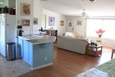 3/2 on .30 Acre. Well Cared for 1994 Home with Great Room - photo 10