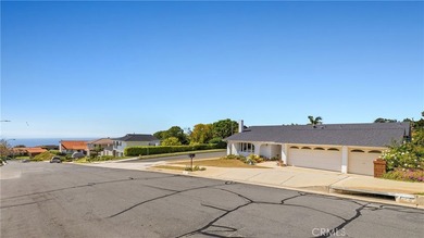 Tucked away in the desirable Mira Catalina neighborhood, this - photo 5